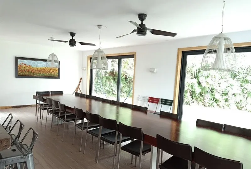 quạt trần kiểu dáng hiện đại