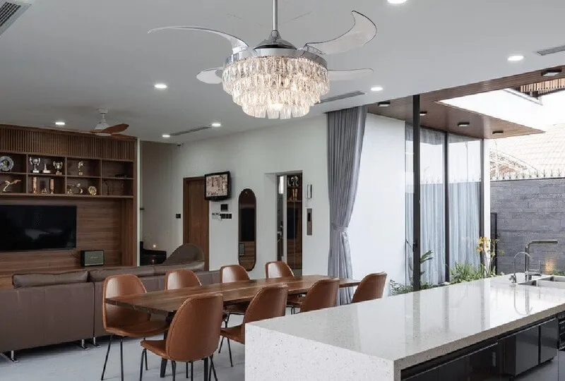 quạt trần dấu cánh