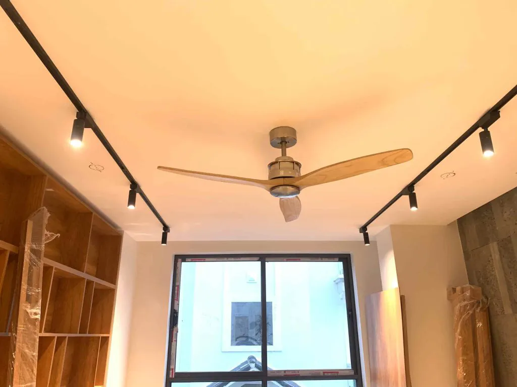 Luxaire_akami-4