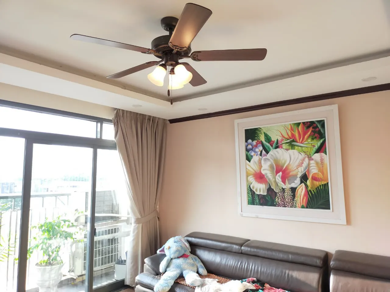 Quạt trần cổ điển Minka Contractor
