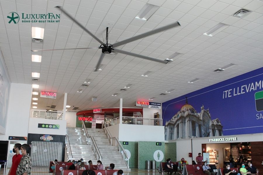 Vai Trò Của Quạt Trần Công Nghiệp Trong Không Gian Thương Mại