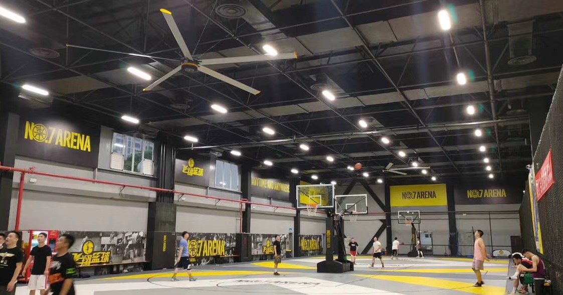 Ứng dụng của quạt trần công nghiệp trong thương mại và công cộng