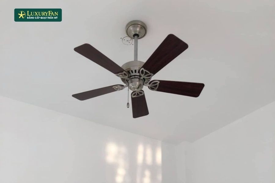 Quạt trần cánh gỗ có độ bền tốt nếu được xử lý kỹ thuật đúng cách