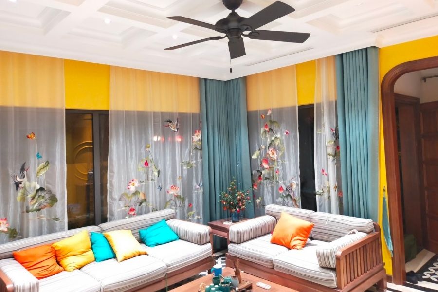 mỗi người cũng nên lưu ý những màu tương khắc với bản mệnh để hạn chế những tác động không mong muốn đến vận khí và nguồn năng lượng cá nhân.