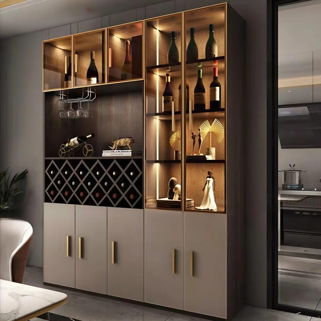 Tủ rượu, kệ trưng bày hoặc tủ kính trang trí là món nội thất rất thường thấy trong các căn biệt thự, penthouse và nhà phố cao cấp