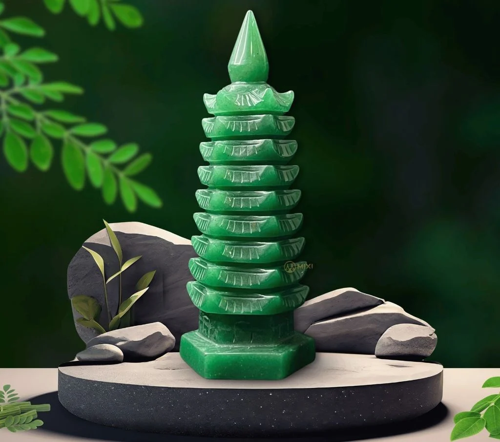 Người mệnh Mộc nên ưu tiên các vật phẩm được chế tác từ gỗ hoặc đá có màu xanh, đen hoặc xanh dương để tăng cường nguồn năng lượng tương sinh