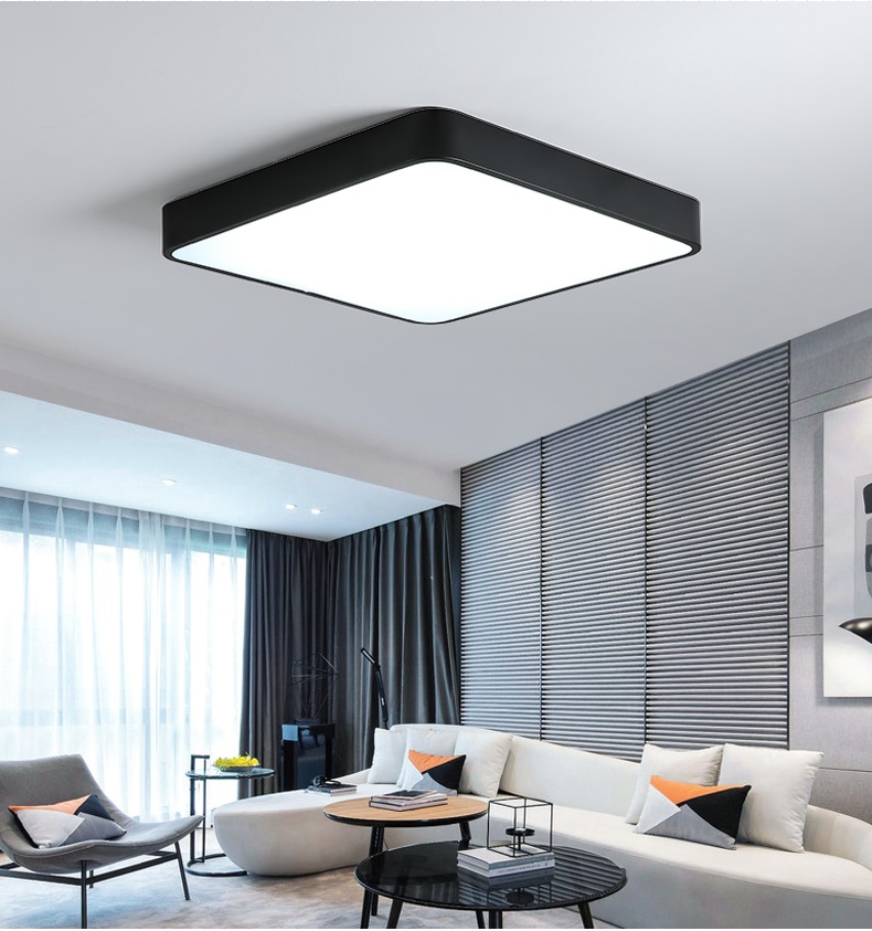 Đèn ốp trần thường có dạng tròn hoặc vuông, cấu tạo đơn giản và dễ lắp đặt.
